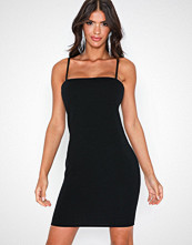 NLY One Bare Back Dress Fashionstreet.no NLY One Hooked Front Dress