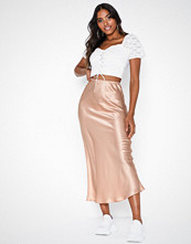 NLY Trend Long Satin Skirt