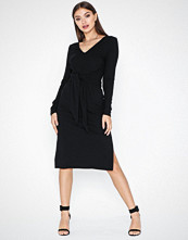 NLY Trend Rib Tie Dress