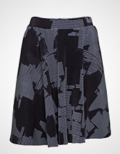 Whyred Jolina Plisse Knelangt Skjørt Svart Whyred