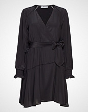 Fall Winter Spring Summer Ingjerd Kort Kjole Svart FALL WINTER SPRING SUMMER