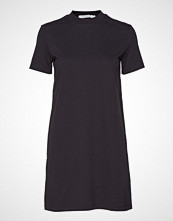 Calvin Klein Tape Logo T-Shirt Dr Kort Kjole Svart CALVIN KLEIN JEANS