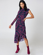 NA-KD One Sleeve Mesh Dress multicolor