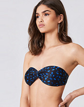 NA-KD Swimwear Bandeau Knot Bikini Top svart