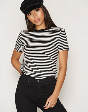Selected Femme T-skjorte, Slfmy Perfect Ss Tee Box Cut-Stri. Svart