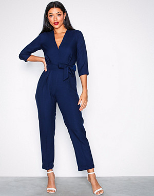 Closet jumpsuit, Crossover Jumpsuit Closet jumpsuit, Crossover Jumpsuit