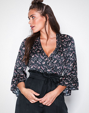 Odd Molly bluse, cosmic moments wrap blouse Odd Molly bluse, cosmic moments wrap blouse