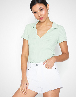 NLY Trend shorts, Cheeky Fit Denim Shorts NLY Trend shorts, Cheeky Fit Denim Shorts