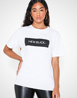 New Black T-skjorte, Landscape Logo Tee New Black T-skjorte, Landscape Logo Tee