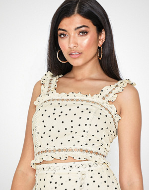 Glamorous singlet, Lace Crop Top Glamorous singlet, Lace Crop Top