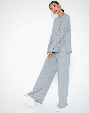 NLY Trend jumpsuit, Wide Rib LS Set NLY Trend jumpsuit, Wide Rib LS Set
