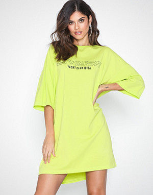 Missguided T-skjorte, Slogan T-Shirt Dress Missguided T-skjorte, Slogan T-Shirt Dress