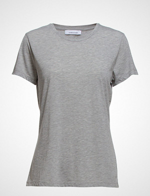 Samsøe & Samsøe Solly Tee Solid 205 T shirts & Tops Short LISS SS GD 3174 GUL T SKJORTE | Hoyer.no