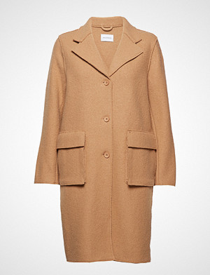 Holzweiler kåpe, Prevailing Coat Holzweiler kåpe, Prevailing Coat