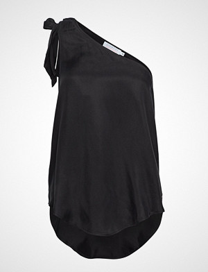 Coster Copenhagen bluse, Top W. -Shoulder And Bow Bluse Ermeløs Svart COSTER COPENHAGEN Coster Copenhagen bluse, Top W. -Shoulder And Bow Bluse Ermeløs Svart COSTER COPENHAGEN