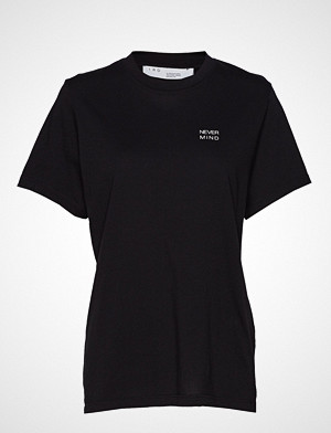 Iro T-skjorte, Nelkar T-shirts & Tops Short-sleeved Svart IRO Iro T-skjorte, Nelkar T-shirts & Tops Short-sleeved Svart IRO