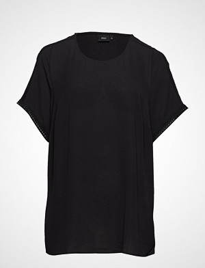 Zizzi T-skjorte, Mflame S/S Blouse T-shirts & Tops Short-sleeved Svart ZIZZI Zizzi T-skjorte, Mflame S/S Blouse T-shirts & Tops Short-sleeved Svart ZIZZI