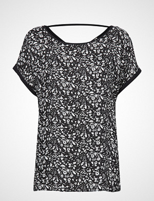 Esprit Casual T-skjorte, T-Shirts T-shirts & Tops Short-sleeved Svart ESPRIT CASUAL Esprit Casual T-skjorte, T-Shirts T-shirts & Tops Short-sleeved Svart ESPRIT CASUAL