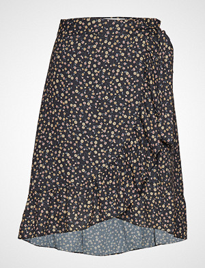 Fall Winter Spring Summer skjørt, High Pressure Skirt Mini Knelangt Skjørt Svart FALL WINTER SPRING SUMMER Fall Winter Spring Summer skjørt, High Pressure Skirt Mini Knelangt Skjørt Svart FALL WINTER SPRING SUMMER