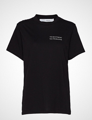 Iro T-skjorte, Balko T-shirts & Tops Short-sleeved Svart IRO Iro T-skjorte, Balko T-shirts & Tops Short-sleeved Svart IRO
