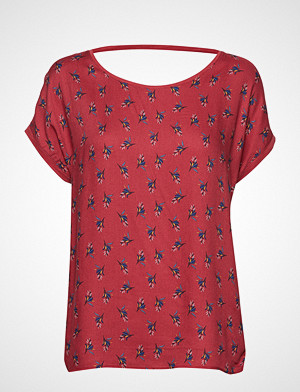Esprit Casual T-skjorte, T-Shirts T-shirts & Tops Short-sleeved Rød ESPRIT CASUAL Esprit Casual T-skjorte, T-Shirts T-shirts & Tops Short-sleeved Rød ESPRIT CASUAL