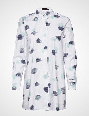 Nanso skjorte, Ladies Shirt, Kastanja Langermet Skjorte Hvit NANSO Nanso skjorte, Ladies Shirt, Kastanja Langermet Skjorte Hvit NANSO