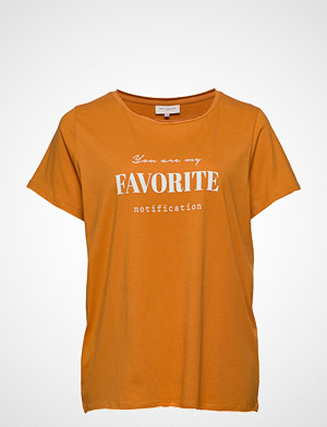 Only Carmakoma T-skjorte, Carpetra Ss Tee T-shirts & Tops Short-sleeved Oransje ONLY CARMAKOMA Only Carmakoma T-skjorte, Carpetra Ss Tee T-shirts & Tops Short-sleeved Oransje ONLY CARMAKOMA