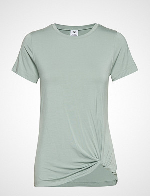 DAILY SPORTS T-skjorte, Hanna Tee T-shirts & Tops Short-sleeved Grønn DAILY SPORTS DAILY SPORTS T-skjorte, Hanna Tee T-shirts & Tops Short-sleeved Grønn DAILY SPORTS