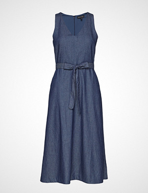 Banana Republic kjole, Sl Chambray Deep Vee Fnf Midi Knelang Kjole Blå BANANA REPUBLIC Banana Republic kjole, Sl Chambray Deep Vee Fnf Midi Knelang Kjole Blå BANANA REPUBLIC
