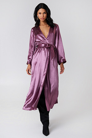 NA-KD Party kåpe, Side Slit Satin Coat lila NA-KD Party kåpe, Side Slit Satin Coat lila