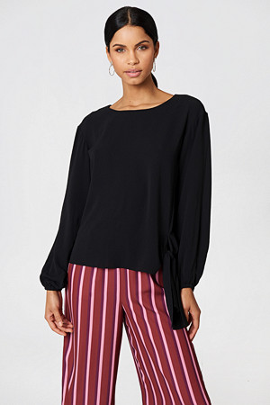 Rut&Circle bluse, Julia Open Sleeve svart Rut&Circle bluse, Julia Open Sleeve svart