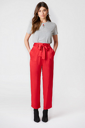 NA-KD Party bukse, Tied Waist Satin Pants röd NA-KD Party bukse, Tied Waist Satin Pants röd