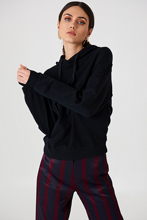 NA-KD Basic genser, Basic Hoodie svart NA-KD Basic genser, Basic Hoodie svart