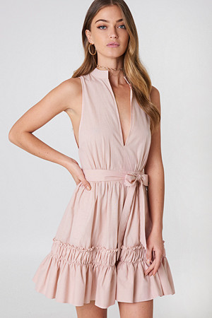 Debiflue x NA-KD kjole, Sleeveless Front Tie Dress rosa
